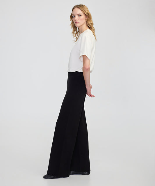 Wide-Leg Knit Trousers with Elastic Waist