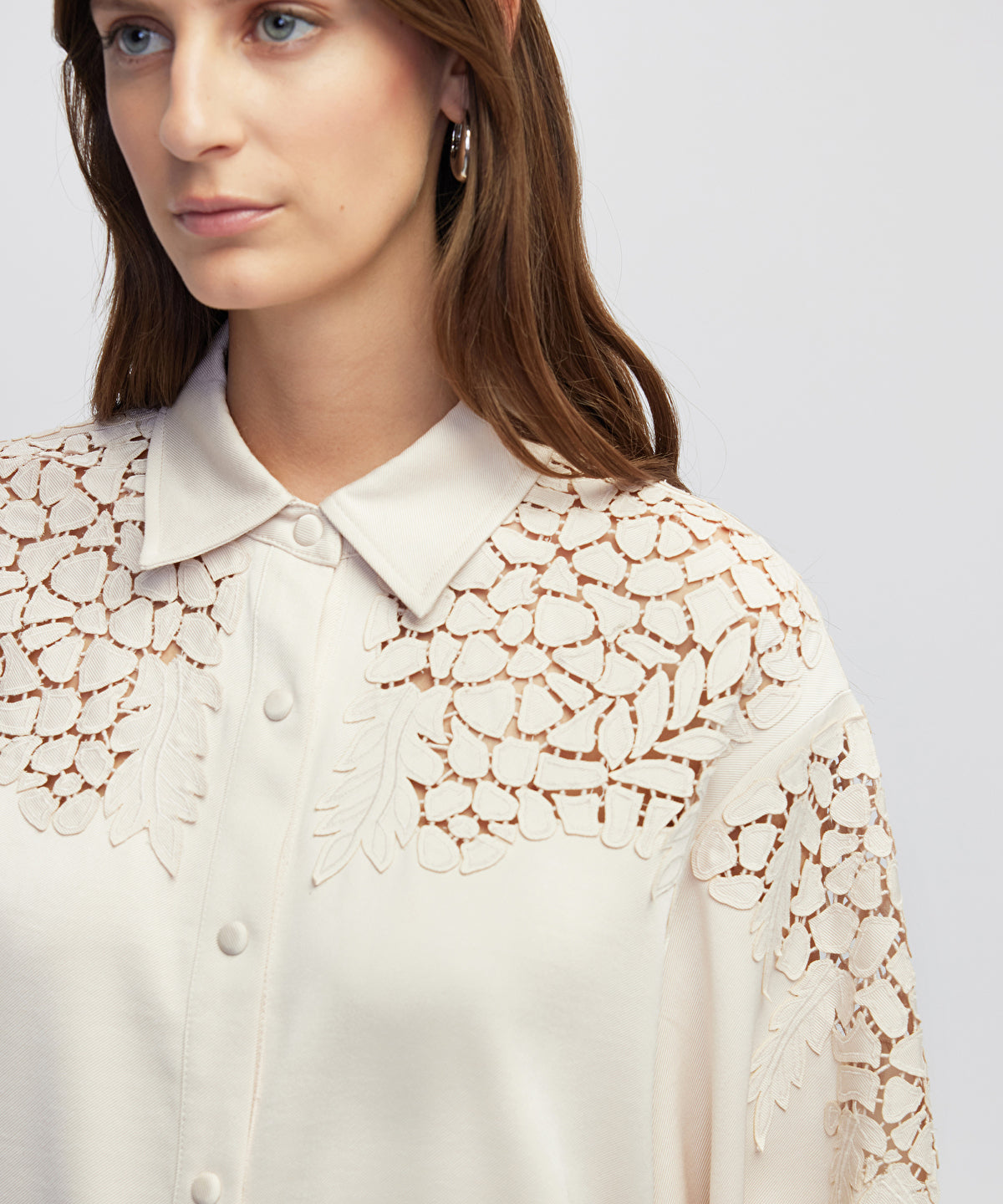 Zoomed Embroidered Applique Jacket