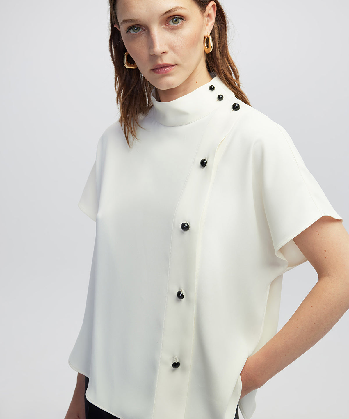Zoomed High-Neck Blouse with Contrast Buttons