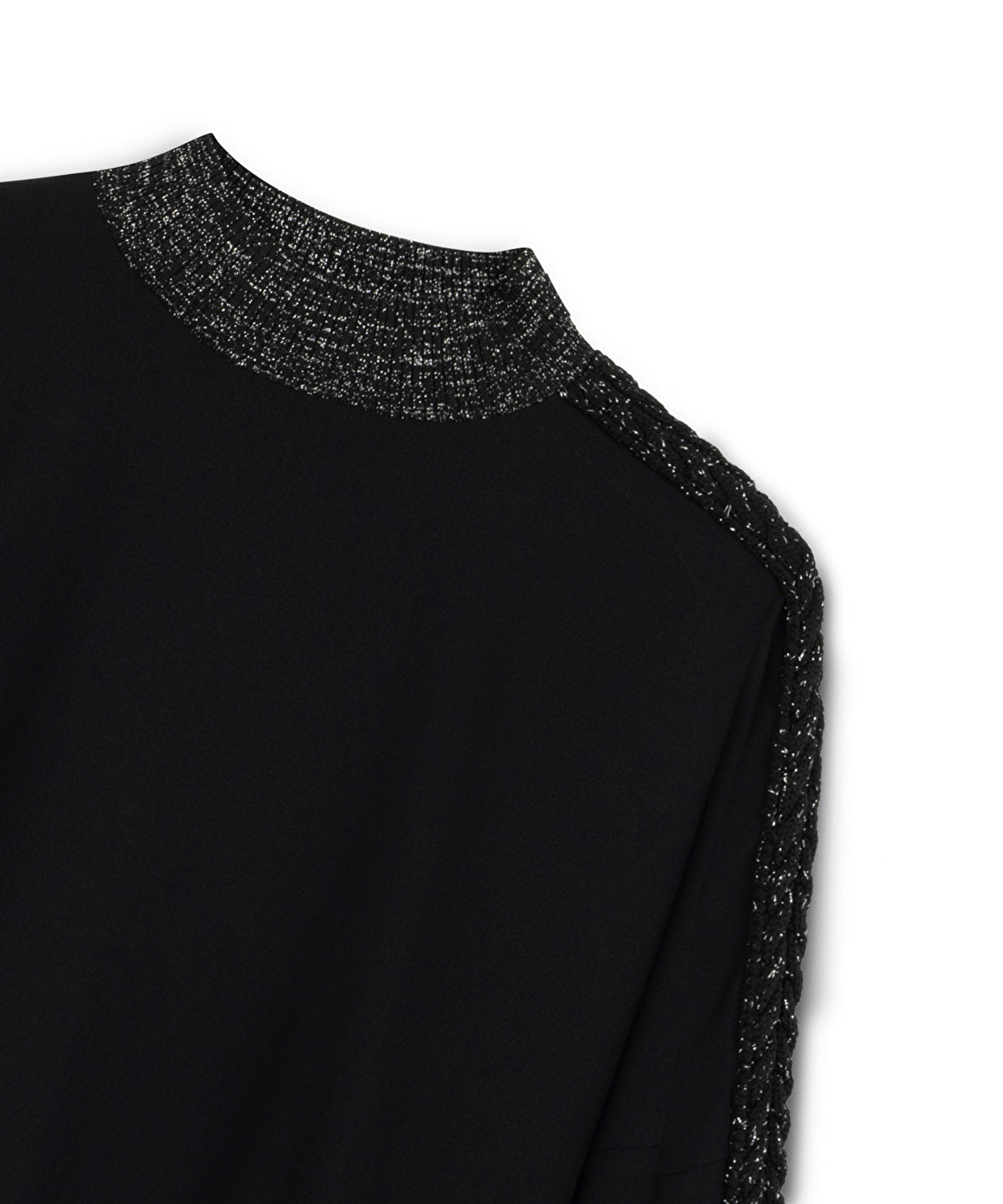 Zoomed Mixed Blouse