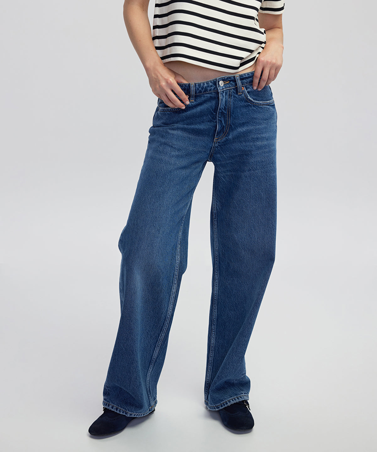 Zoomed Palazzo Jeans