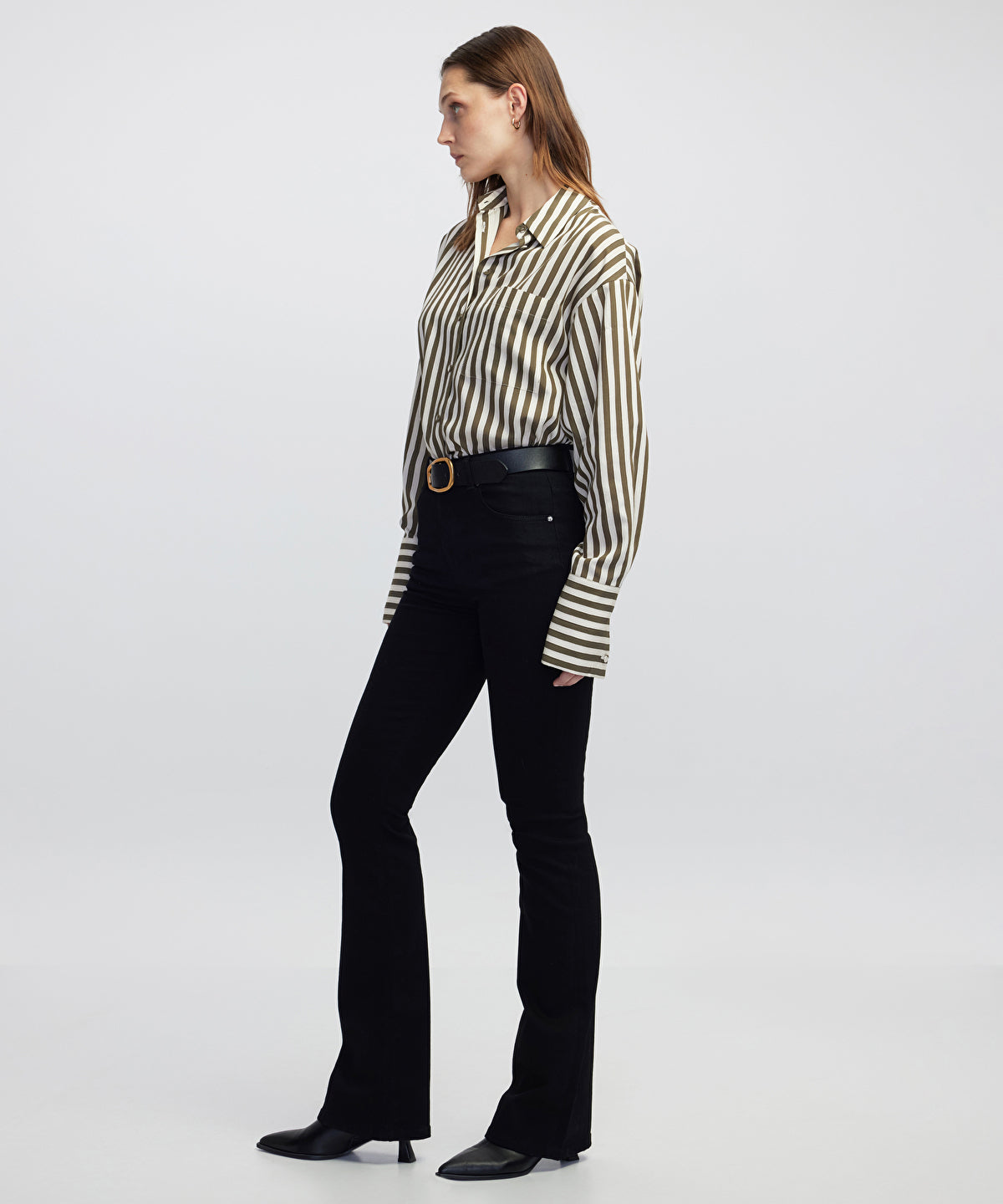 Zoomed JEANS