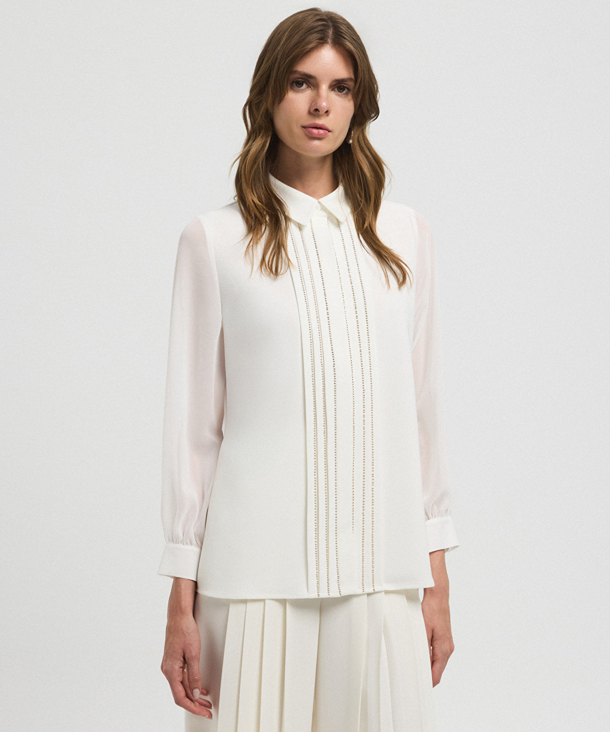 Zoomed Shirt with Embellished Placket 