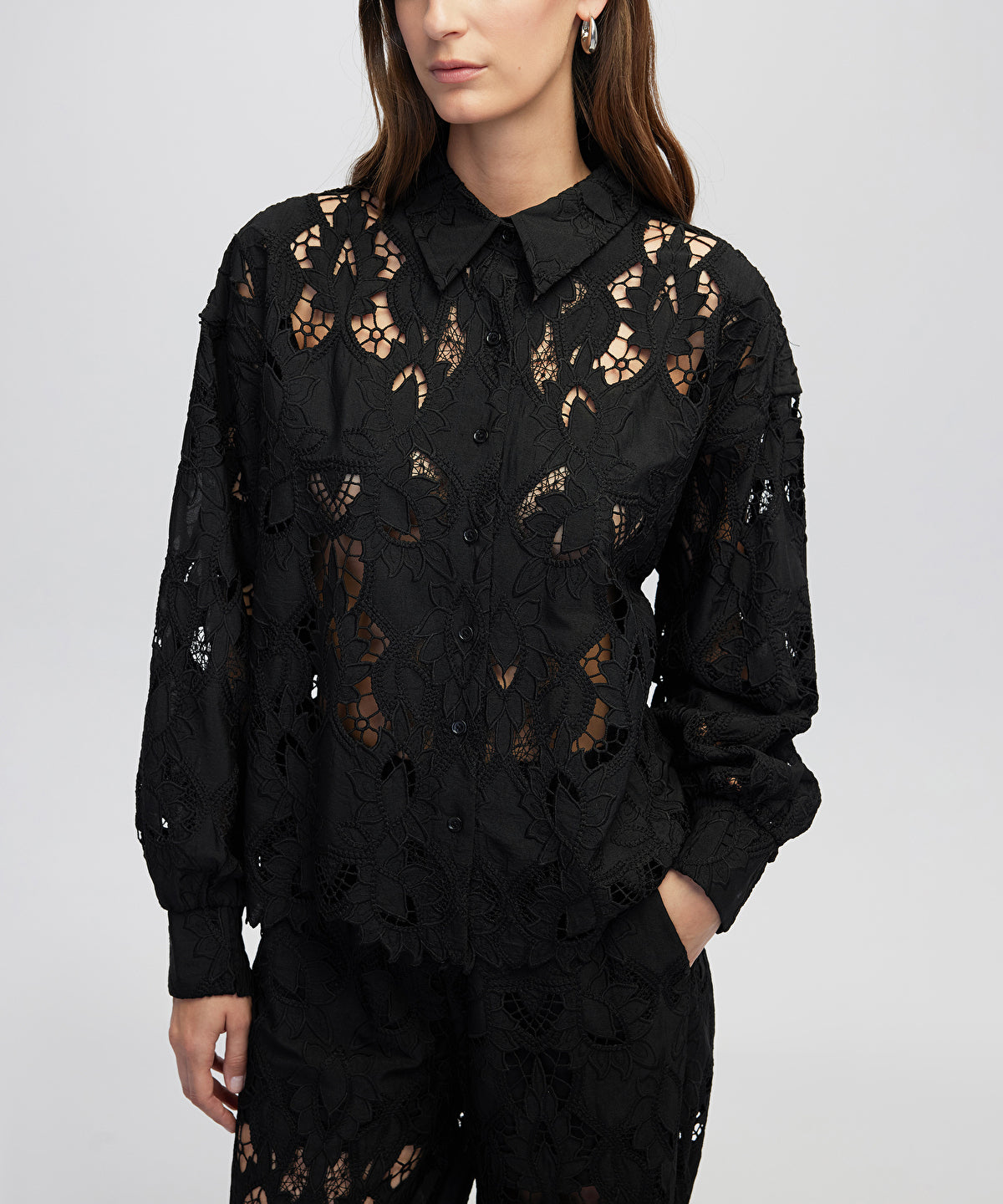 Zoomed Broderie Anglaise Shirt