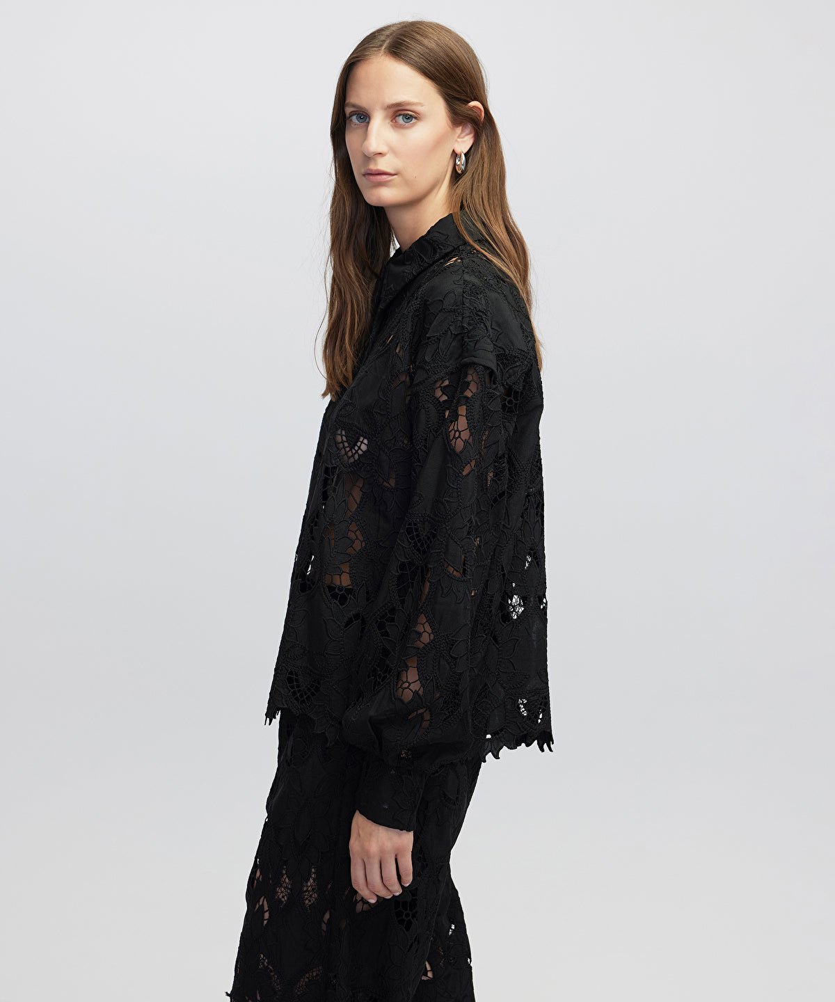 Zoomed Broderie Anglaise Shirt