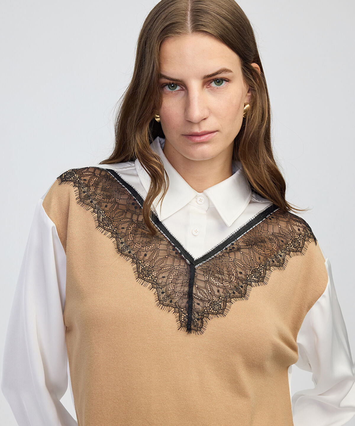 Zoomed Mixed Color-Block Shirt