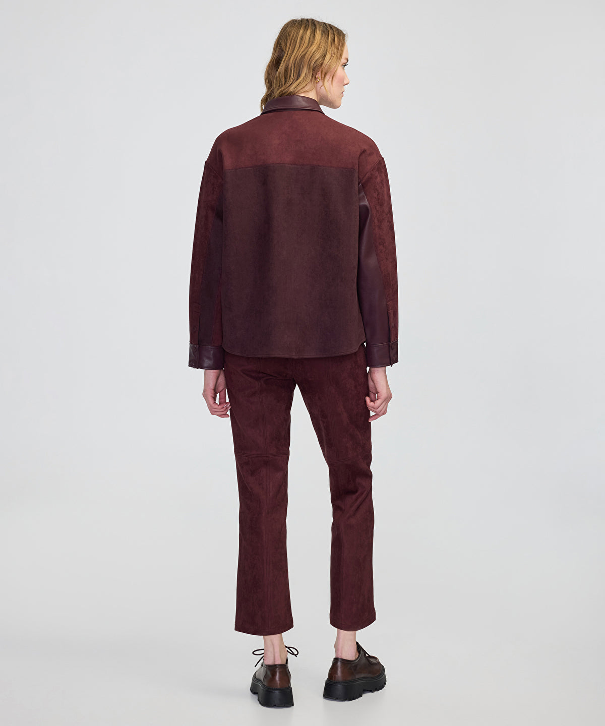 Zoomed Color-Block Mixed Shirt