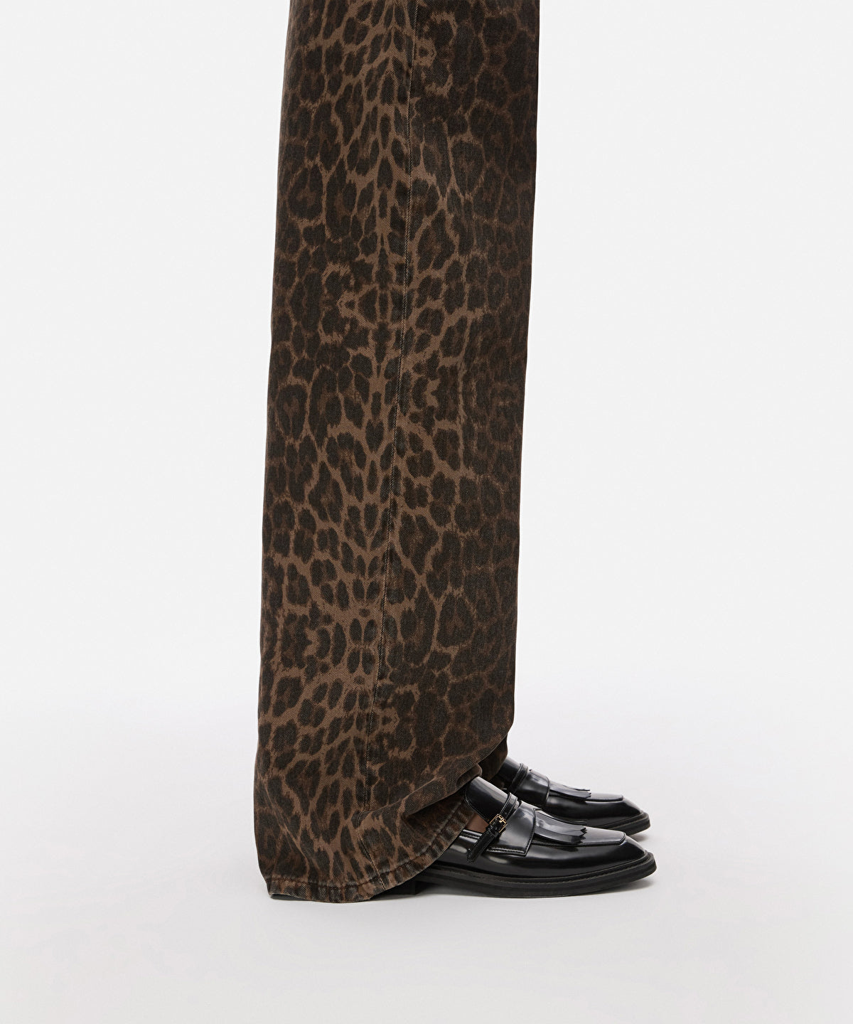 Zoomed Tassel Loafers with Gold Buckle