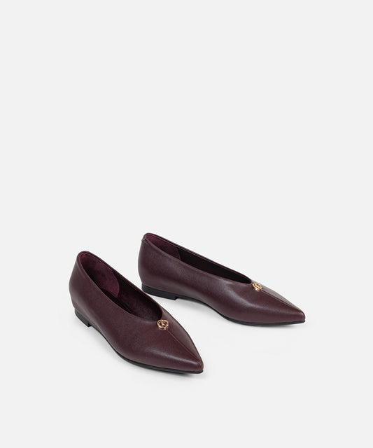 Pointed-Toe Leather-Effect Flats