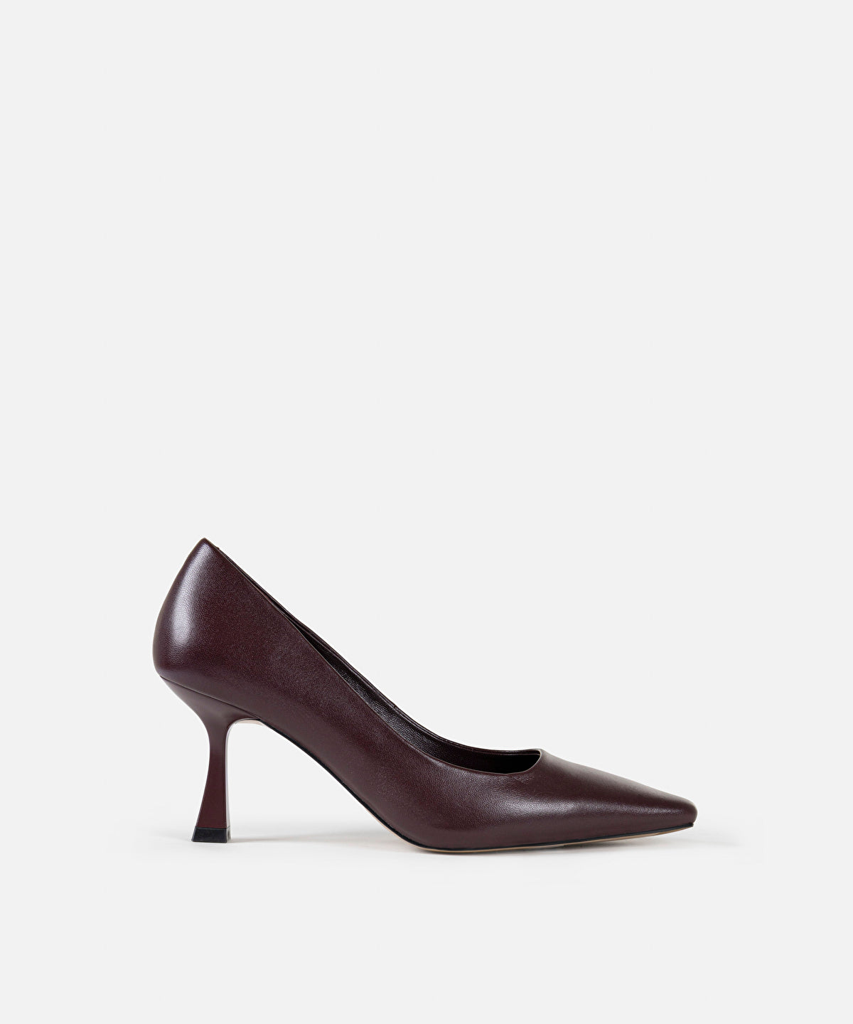 Zoomed Pointed-Toe Leather Heels