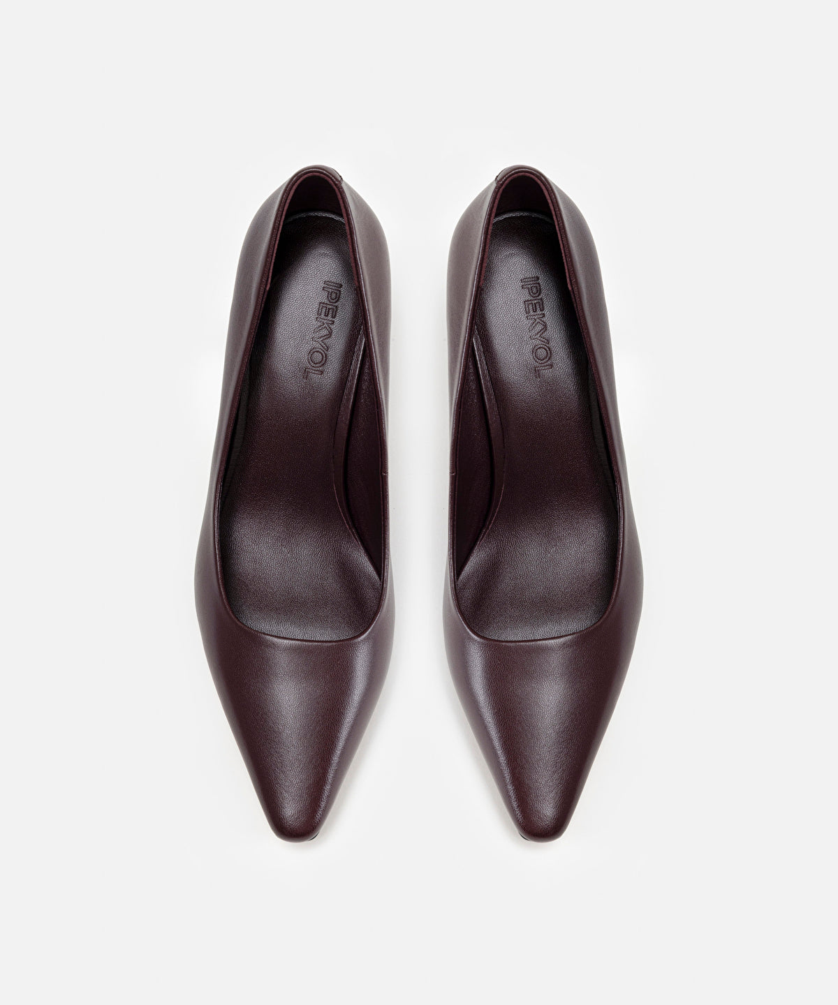 Zoomed Pointed-Toe Leather Heels