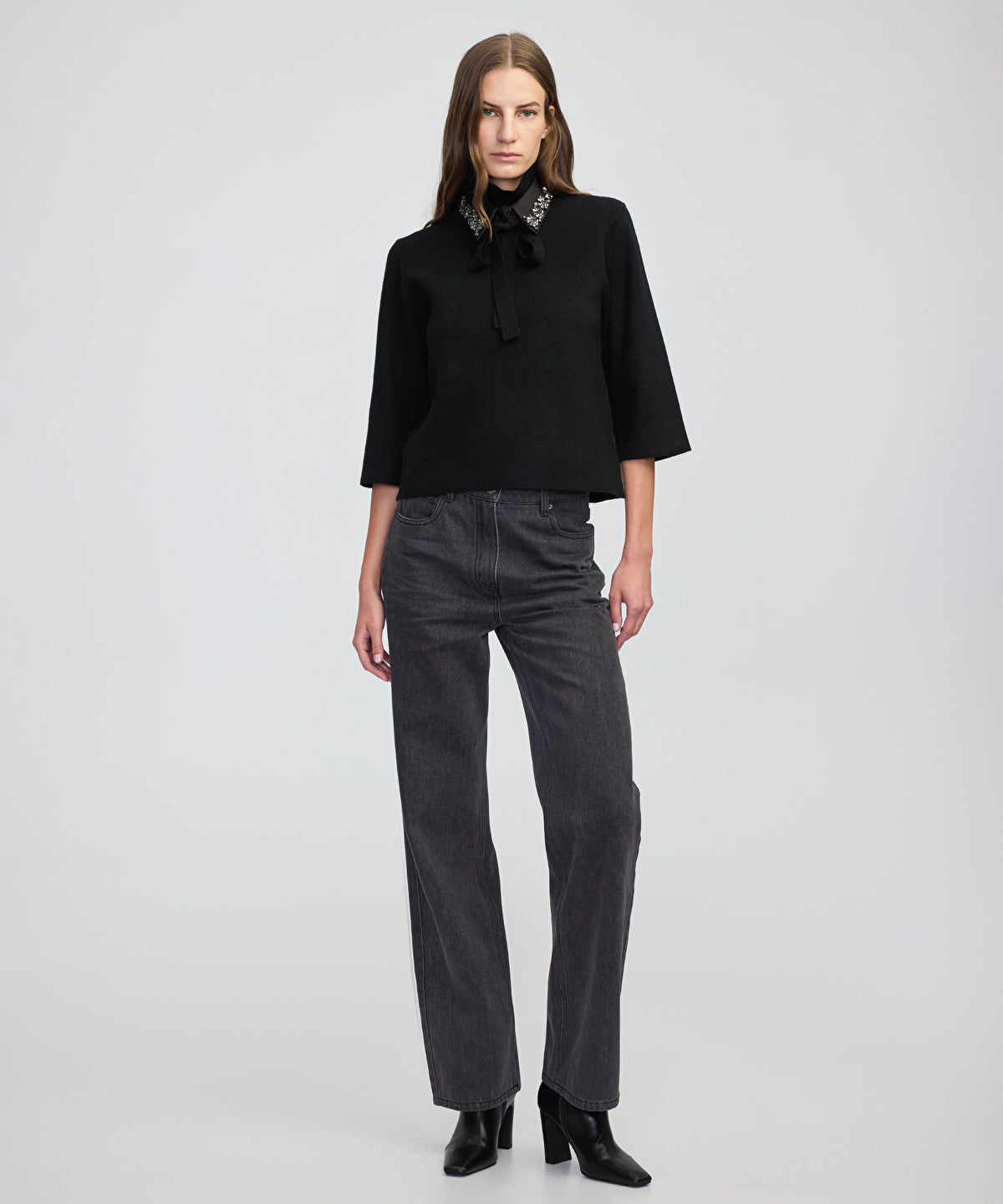 Zoomed Removable Collar Knit Top