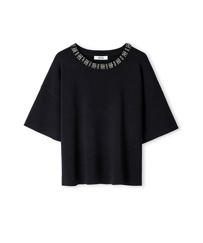 KNITWEAR