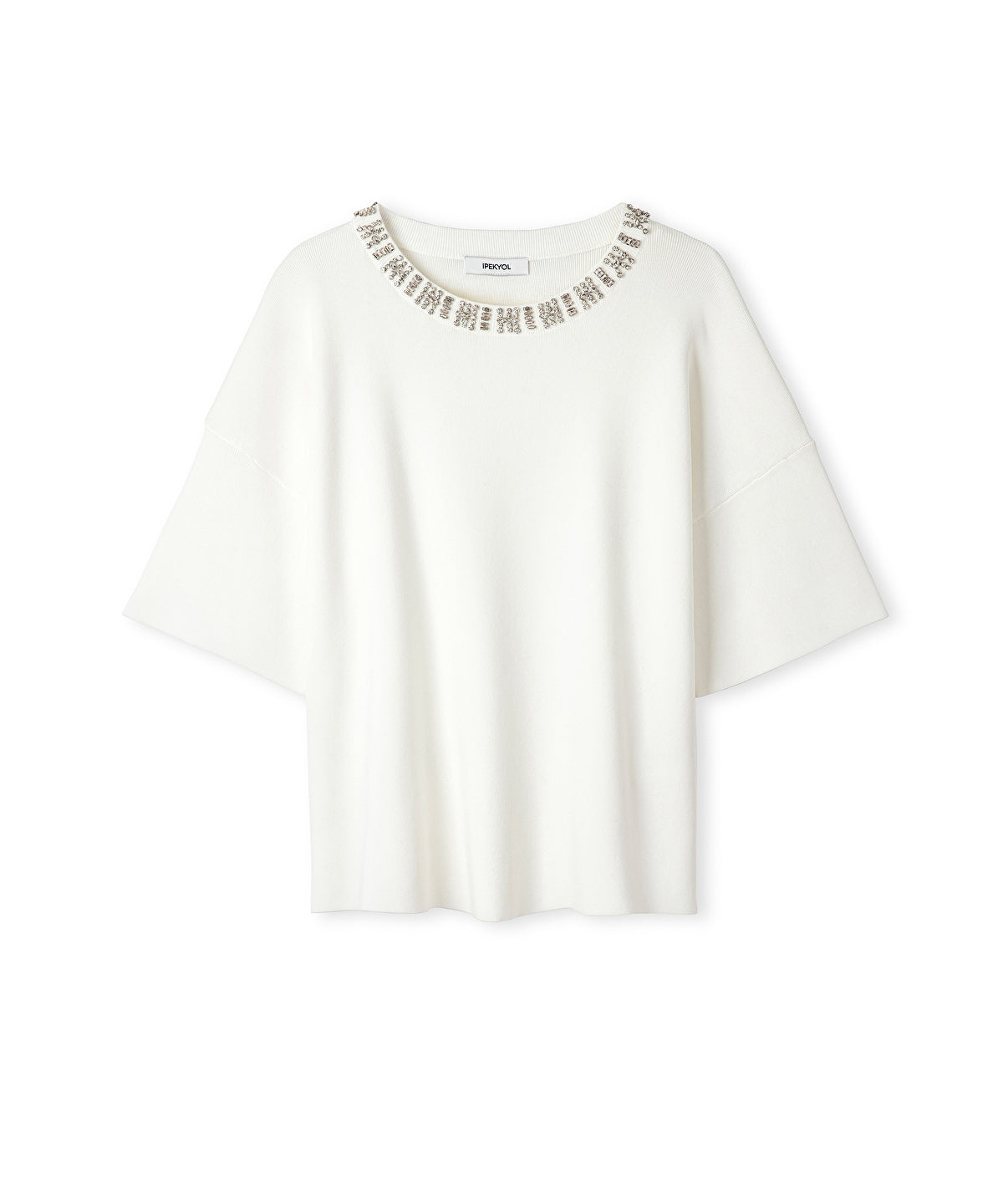 KNITWEAR