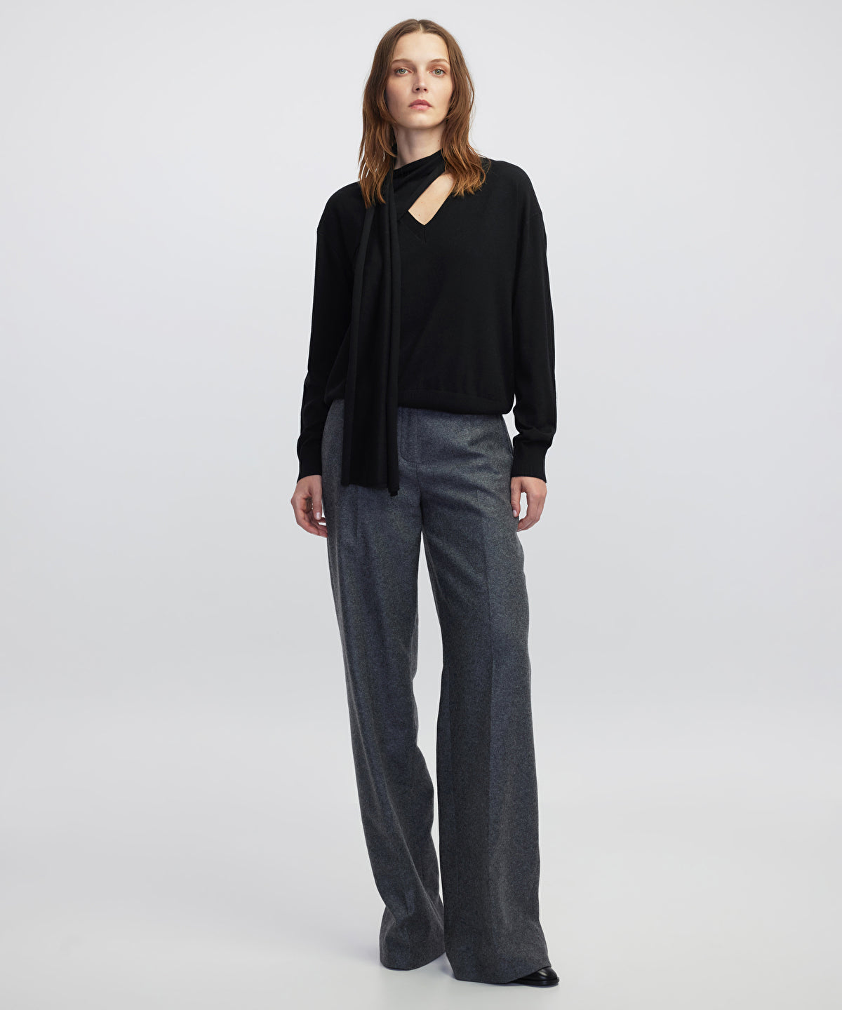 Zoomed Scarf Knit Sweater 