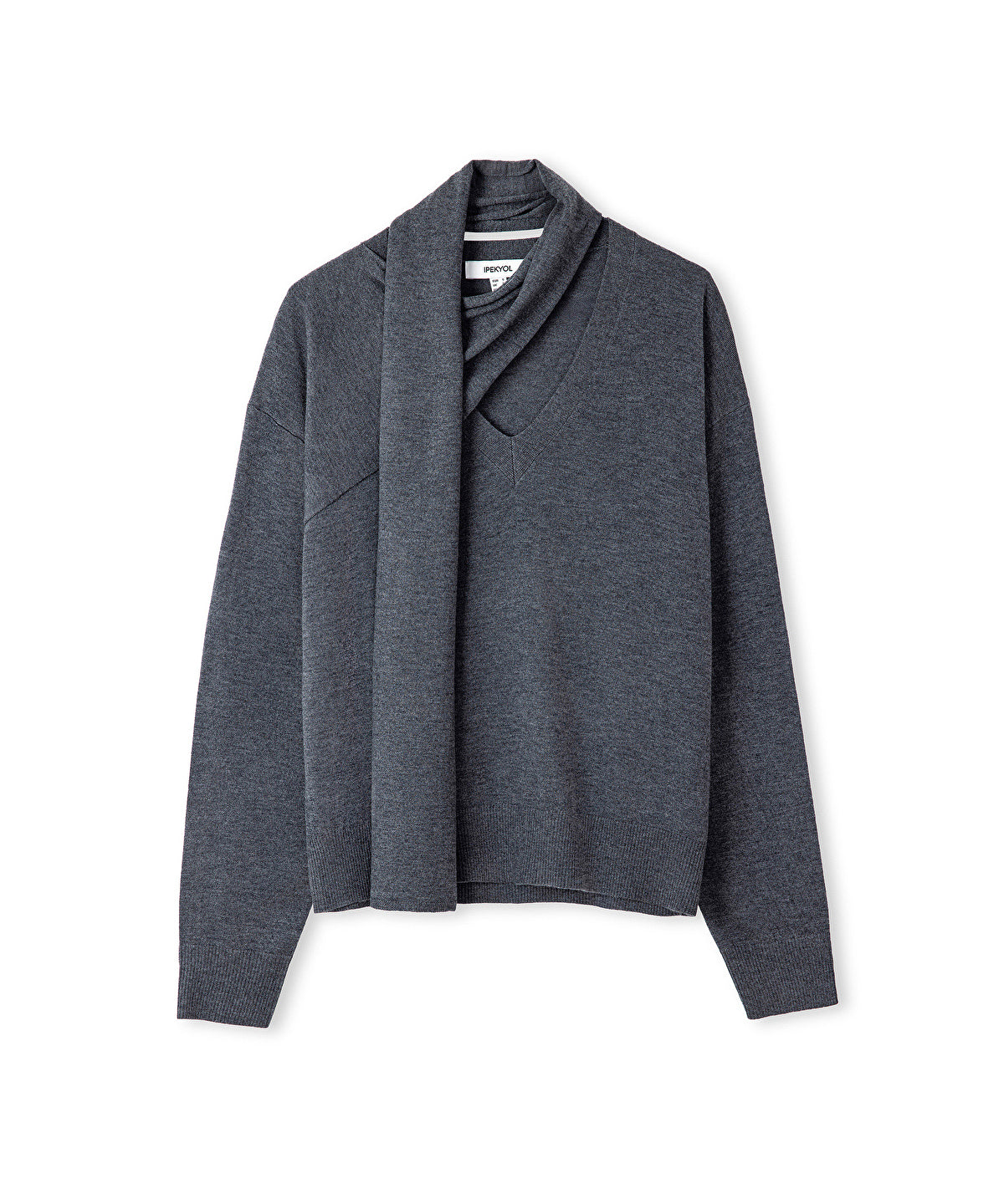 KNITWEAR