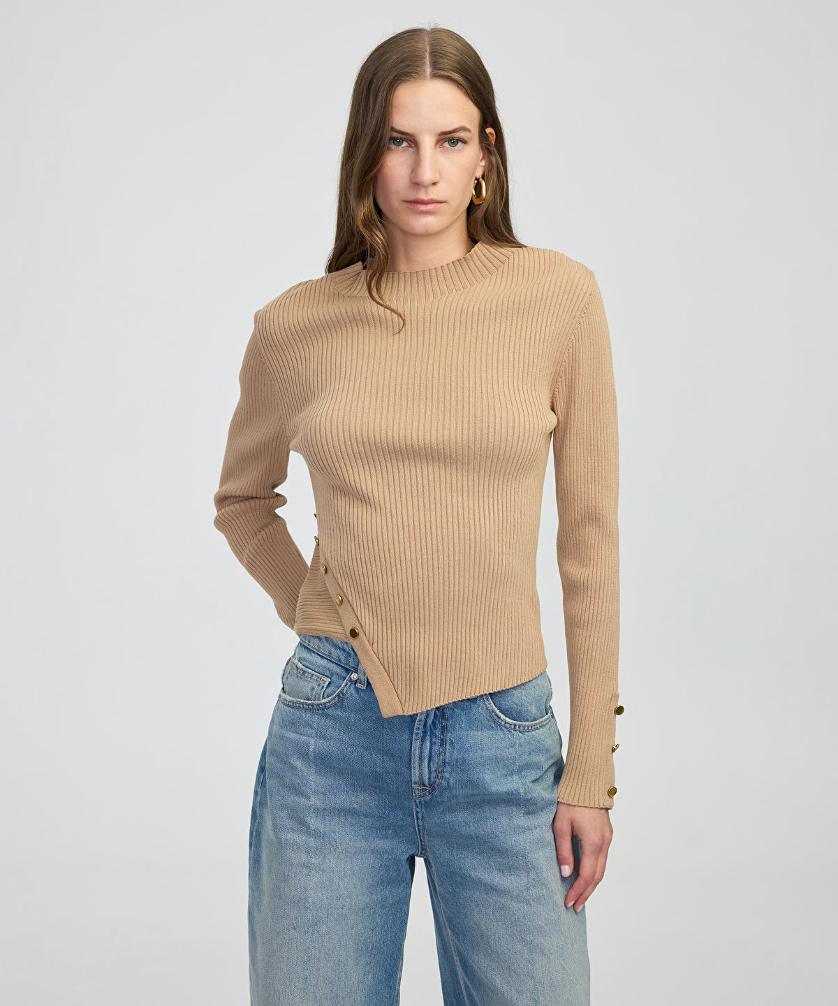 Zoomed Ribbed Knit Top with Buttons