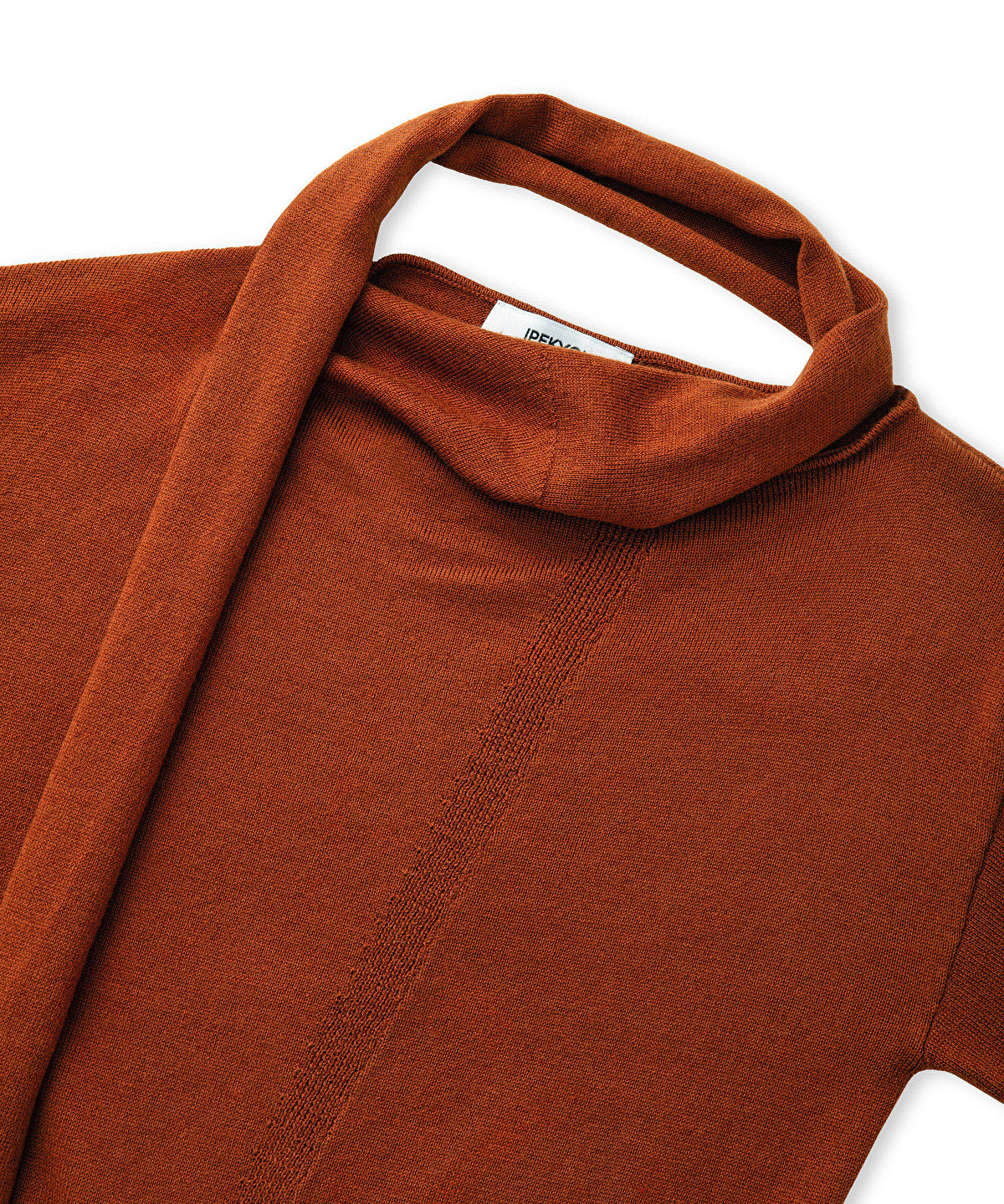 Zoomed KNITWEAR