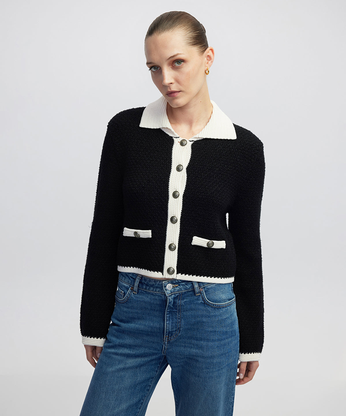 KNITWEAR