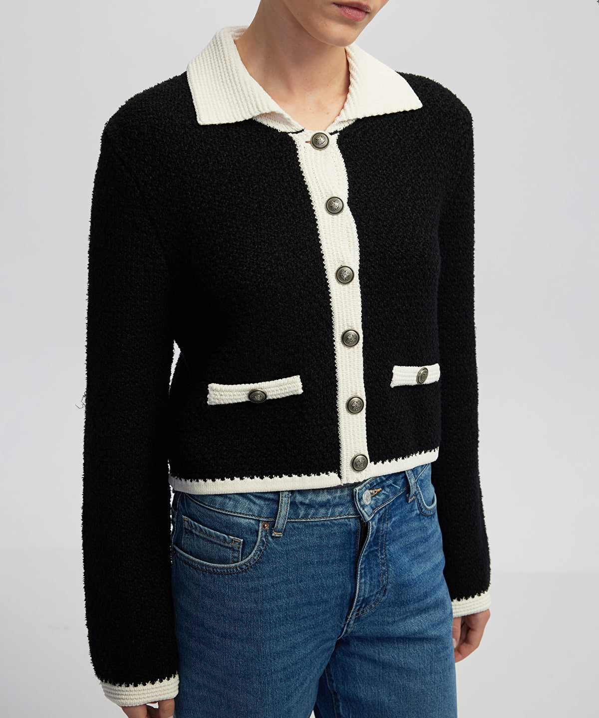 KNITWEAR