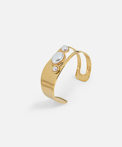 Rigid Bracelet with Faux Pearl