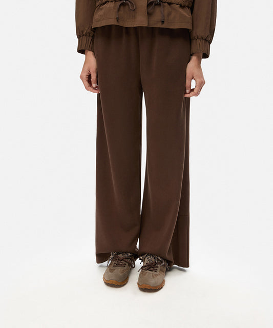 Double Lace Sneakers