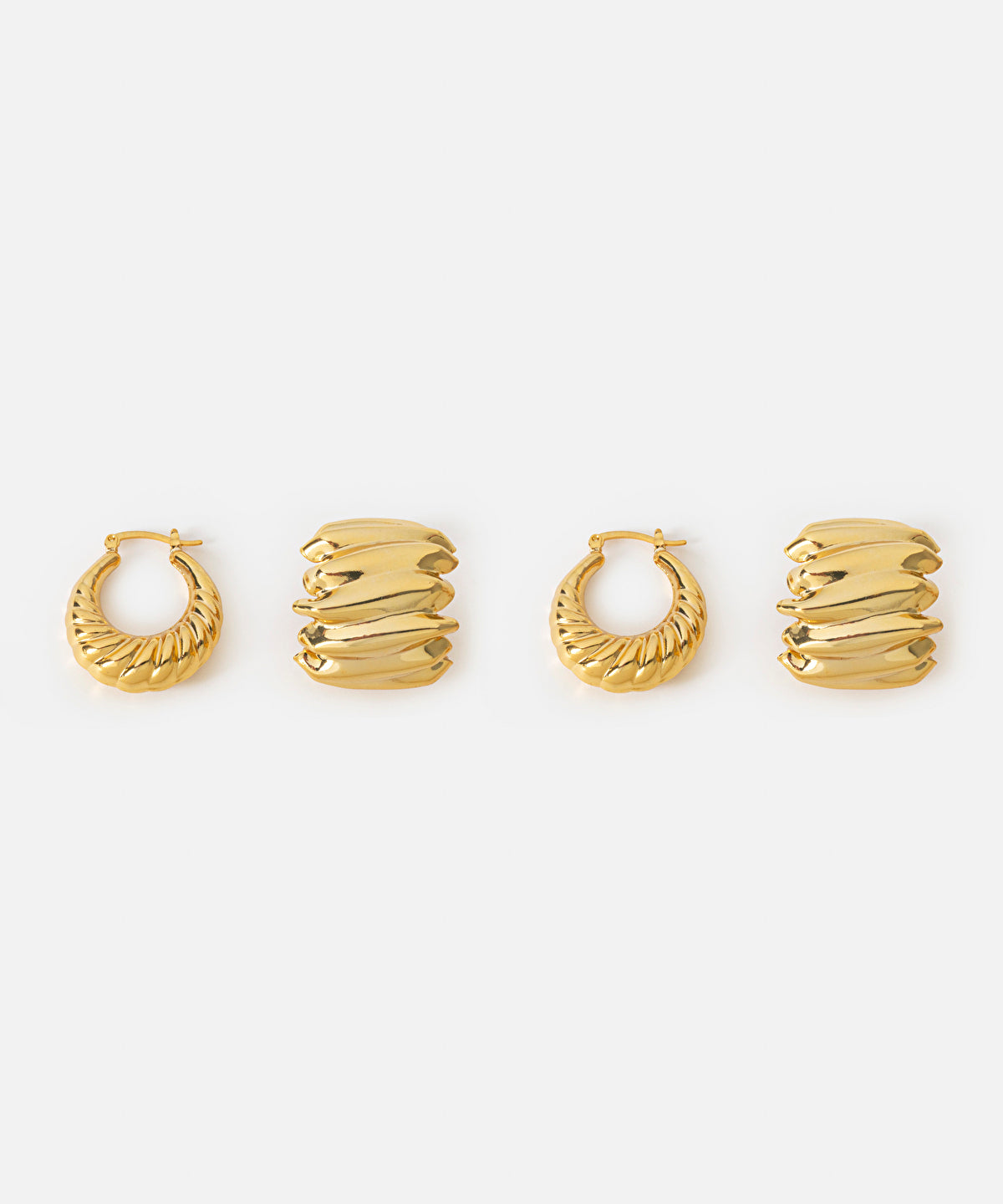 Zoomed Textured Earrings Set