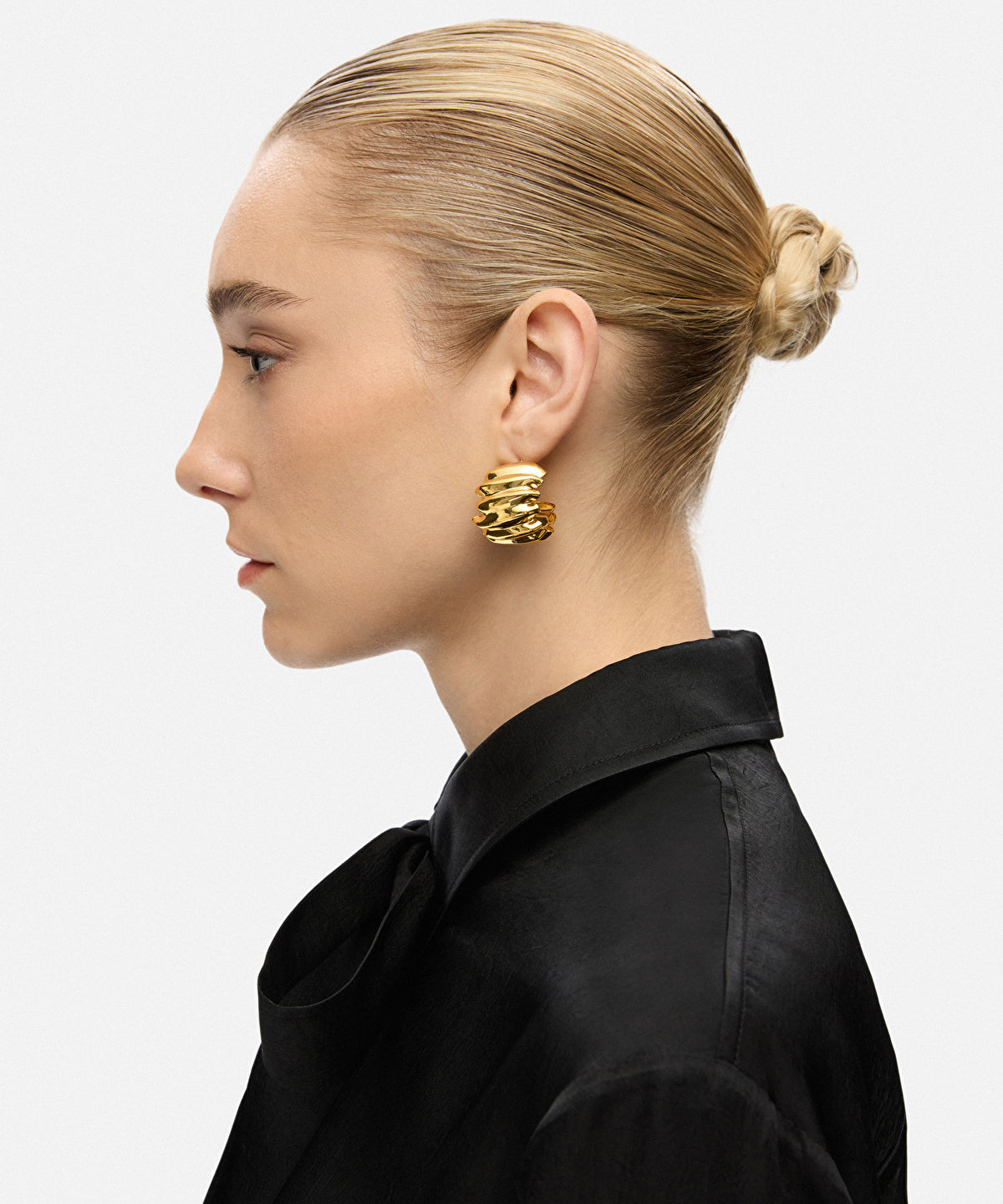 Zoomed EARRINGS