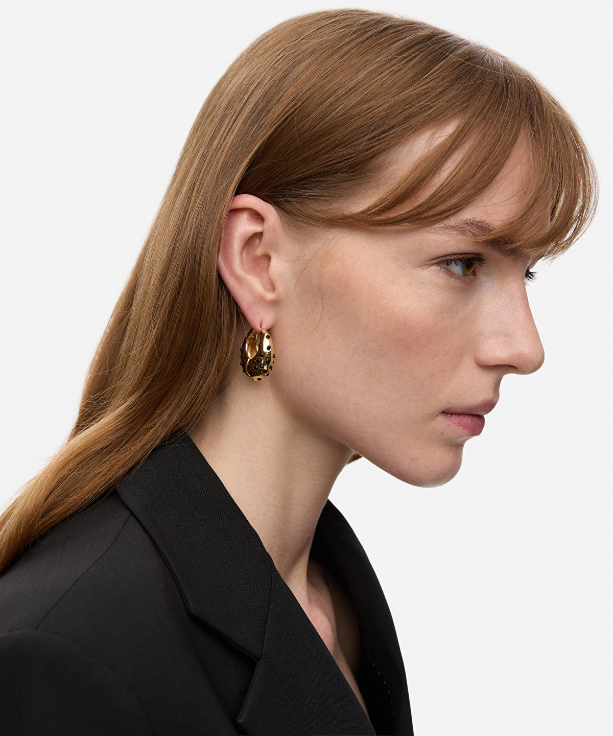 Zoomed Two Pairs of Earrings