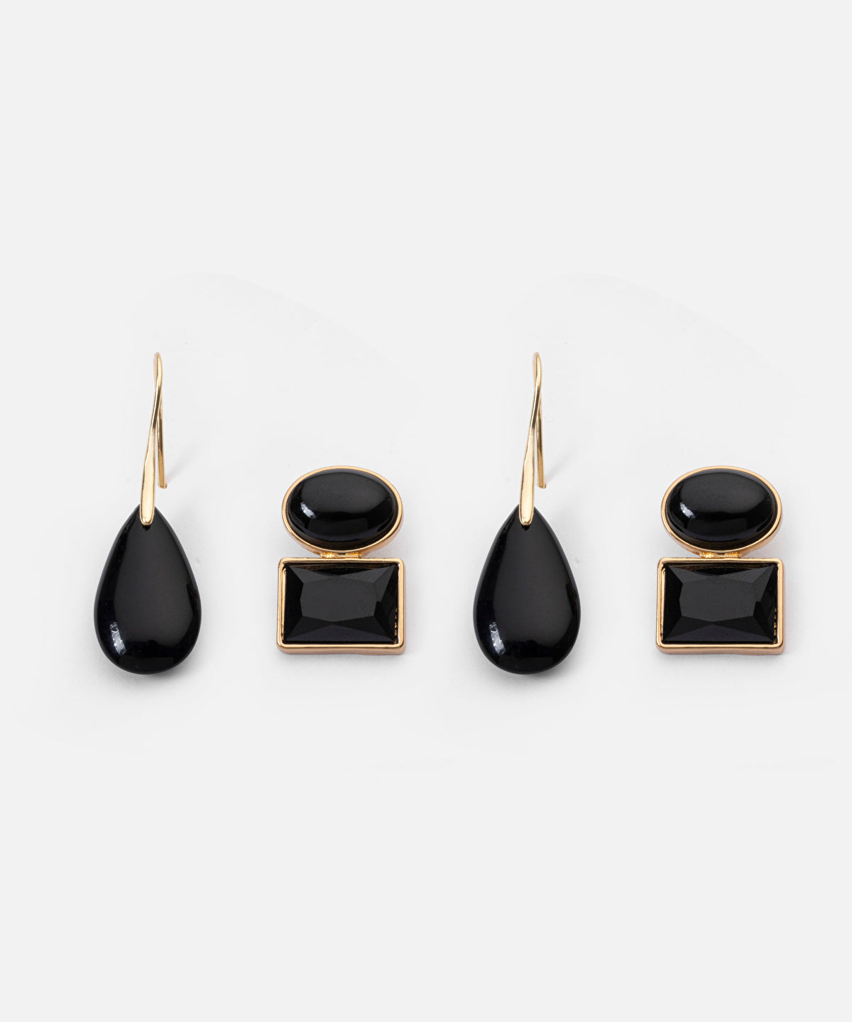 Zoomed Dangling Earrings Set