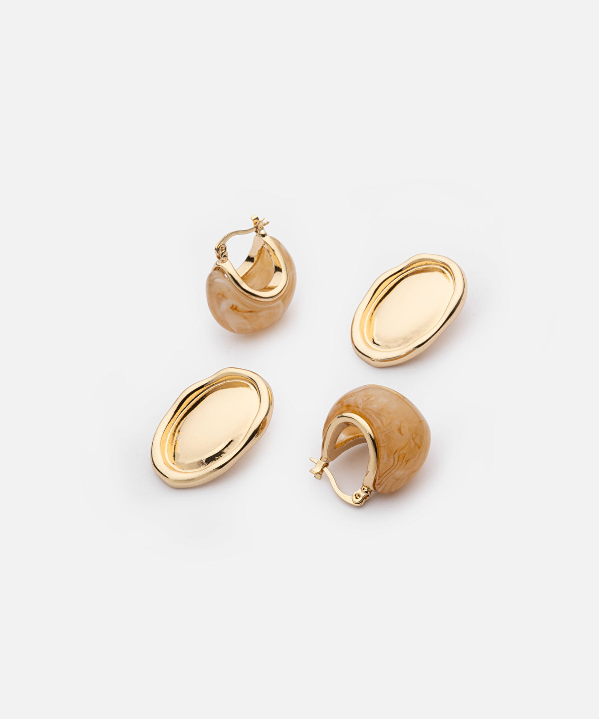 Zoomed Resin and Oval-Shaped Earrings Set
