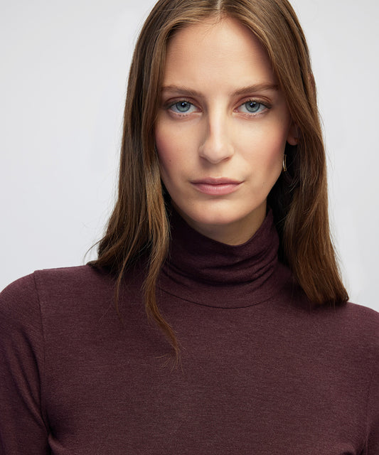 Turtleneck Basic T-Shirt