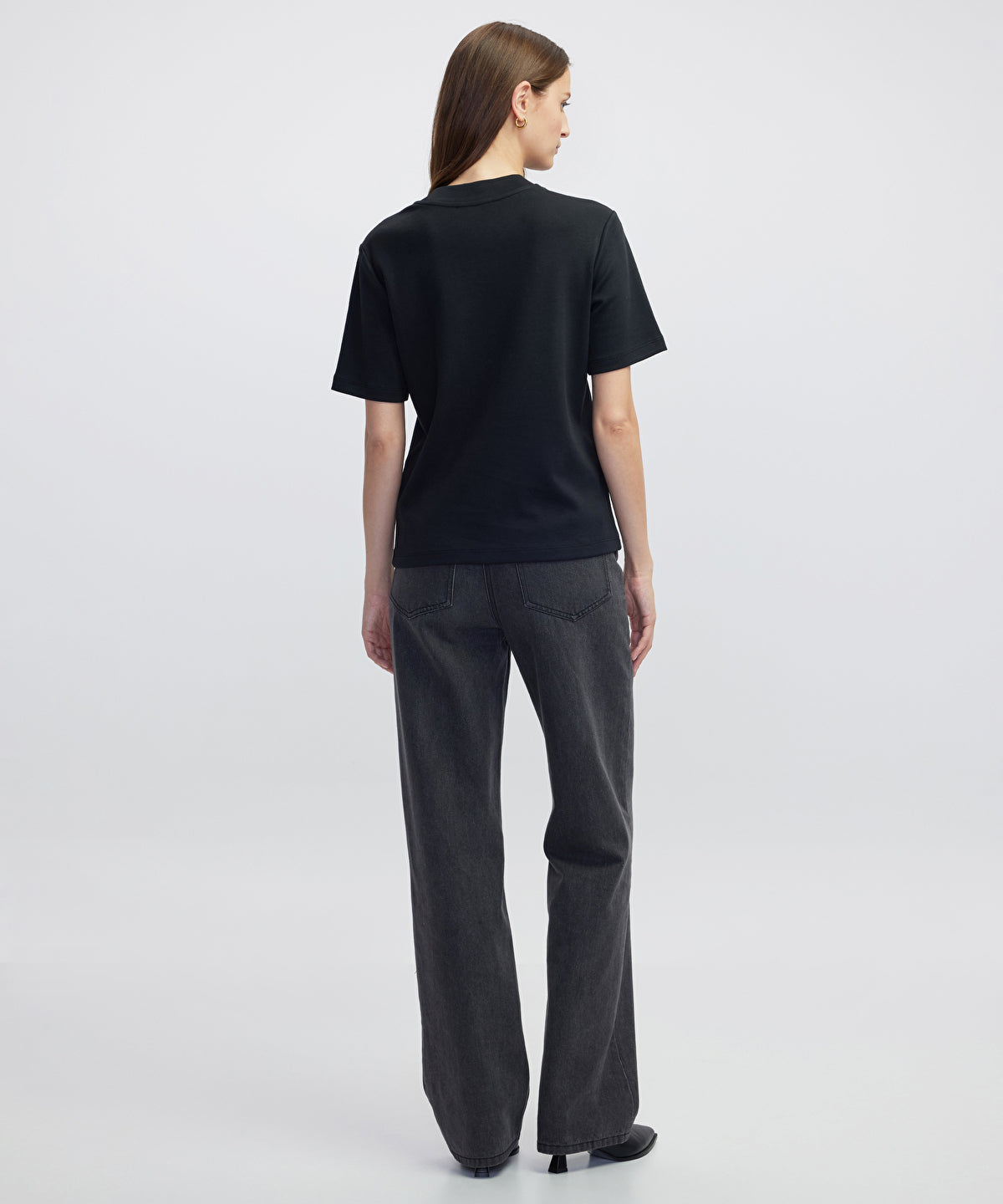 Relaxed Fit Basic T-Shirt