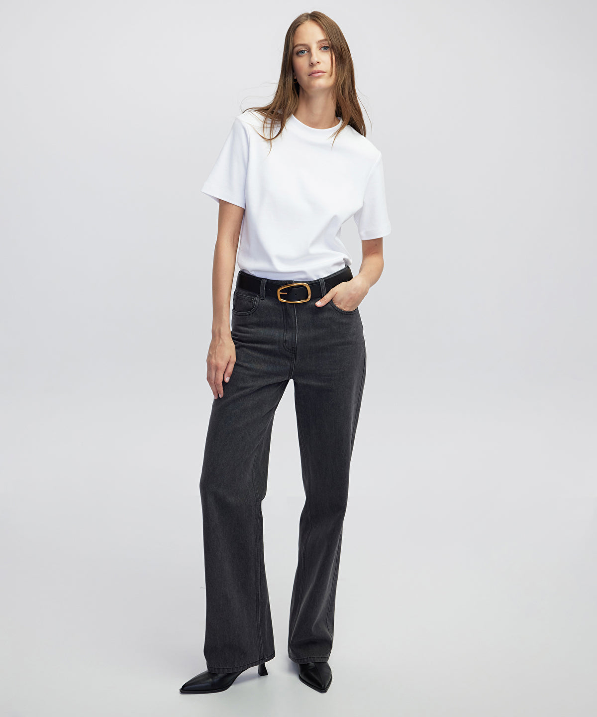 Zoomed Relaxed Fit Basic T-Shirt