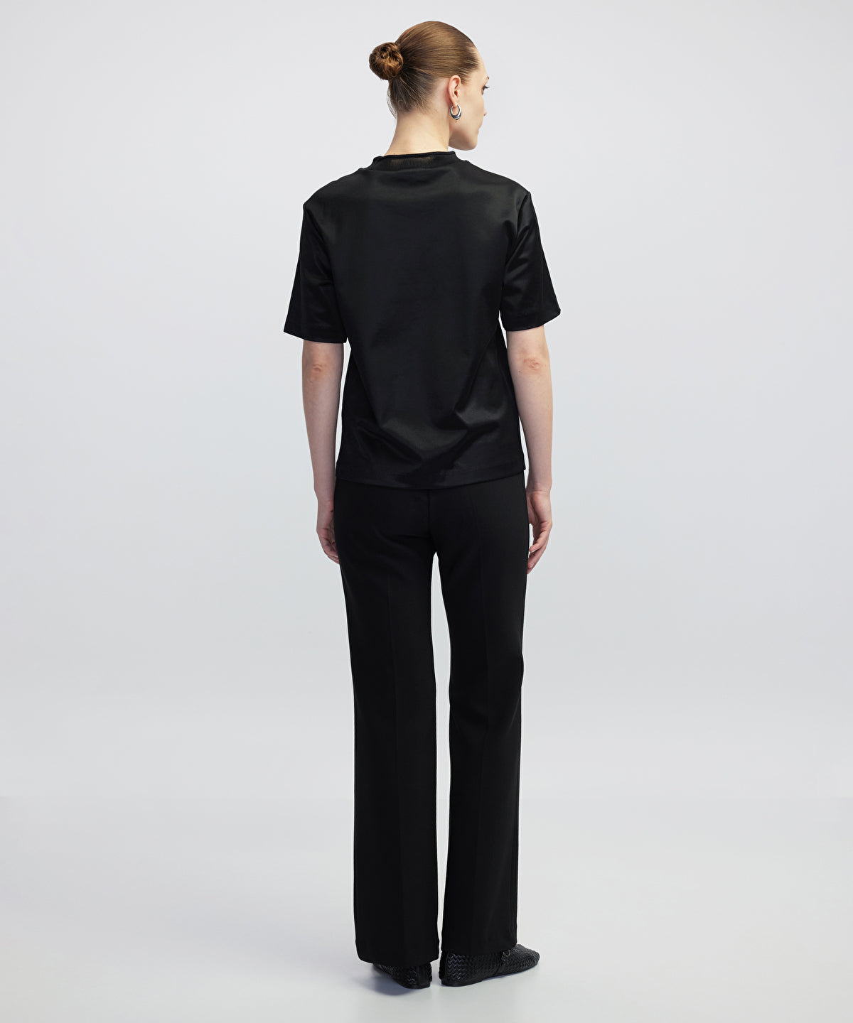 Zoomed Shiny Half-Stand Collar T-Shirt