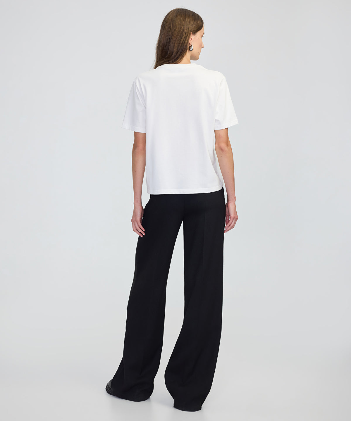 Zoomed Color-Block T-Shirt with 3D Floral Embellishment