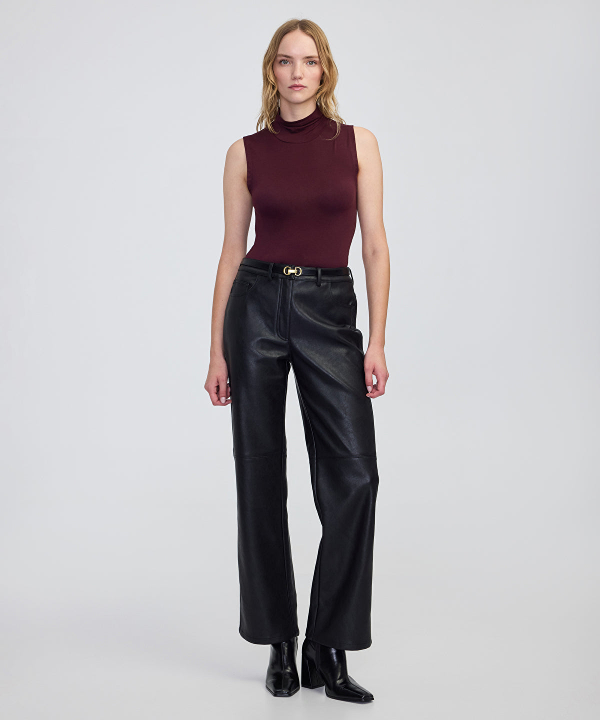 High-Neck Basic T-Shirt