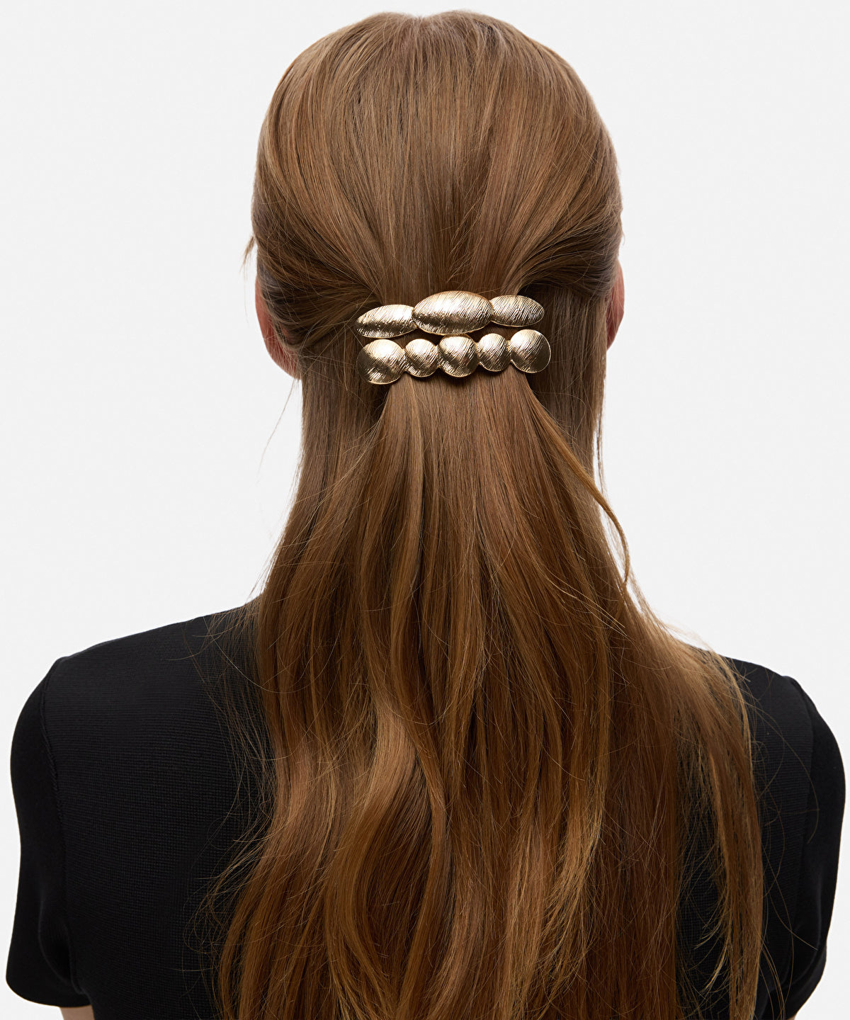 Zoomed Set of Two Textured Hair Clips