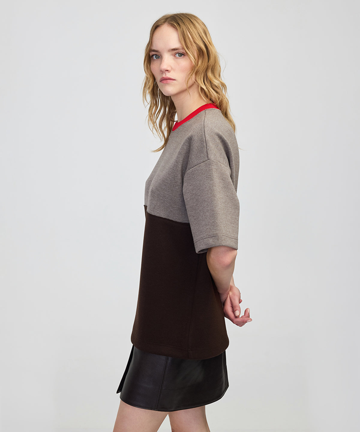 Contrast Collar Color-Block Sweatshirt