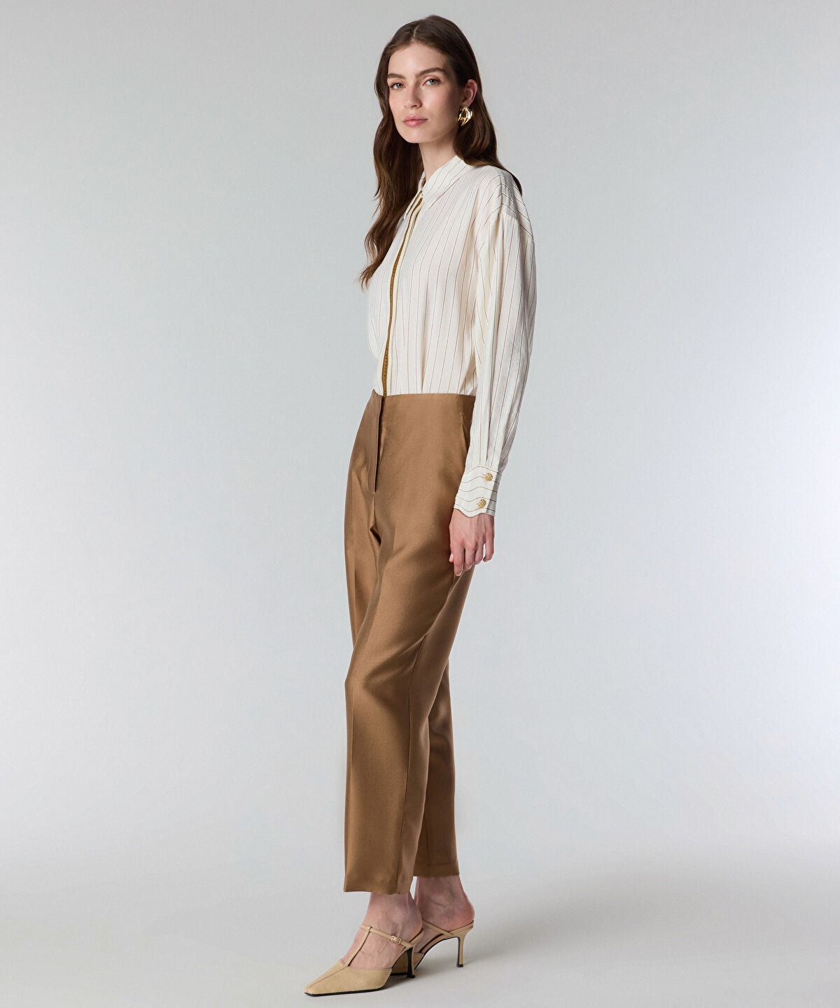 Carrot Fit Trousers