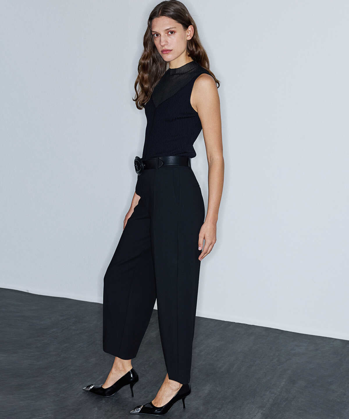 Zoomed Barrel Trousers