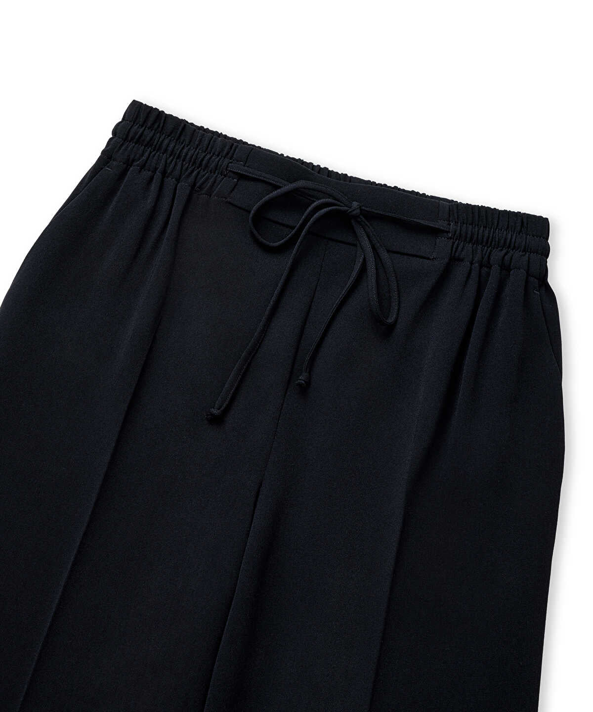 Fine-Belted Carrot Trousers