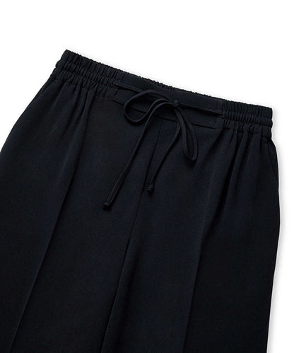Fine-Belted Carrot Trousers