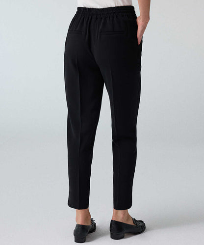 Fine-Belted Carrot Trousers