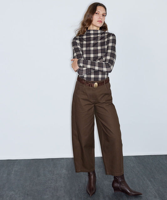 Herringbone-Texture Barrel Trousers