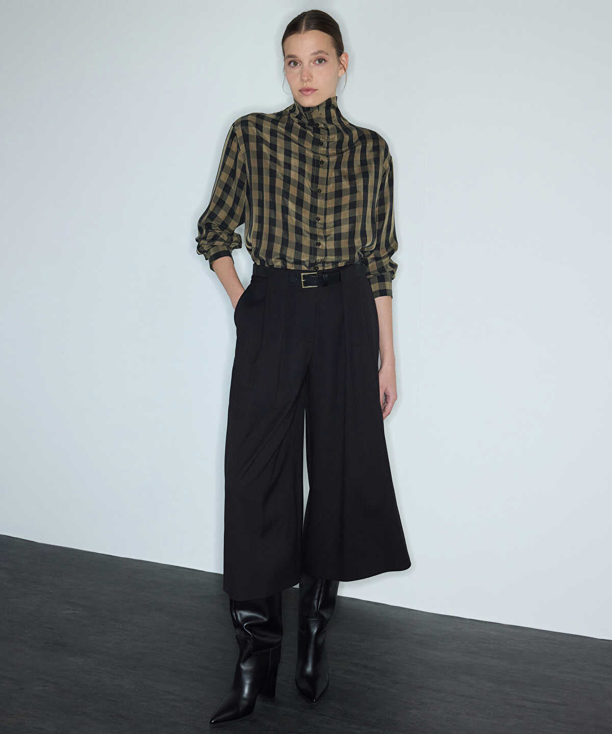 Belted Palazzo Bermuda Trousers