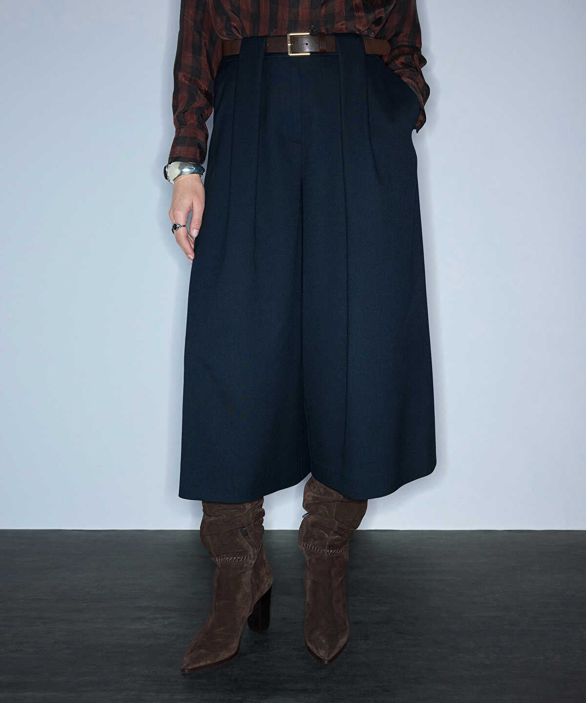 Belted Palazzo Bermuda Trousers