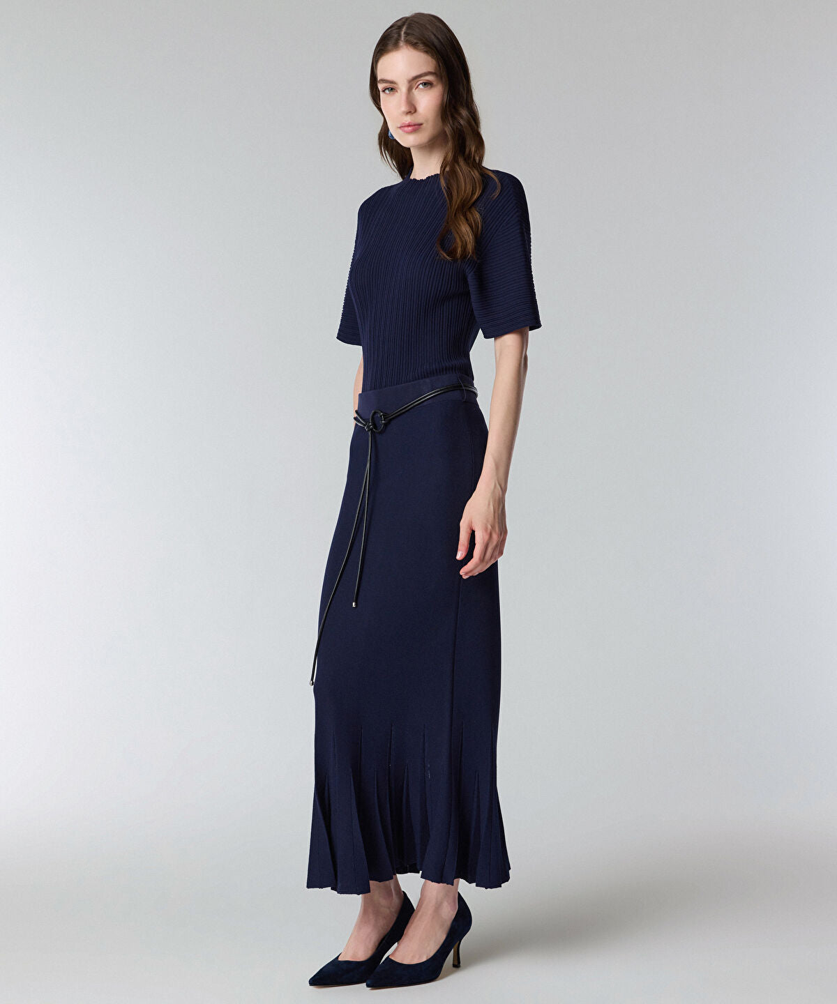 Zoomed Belted Knit Skirt