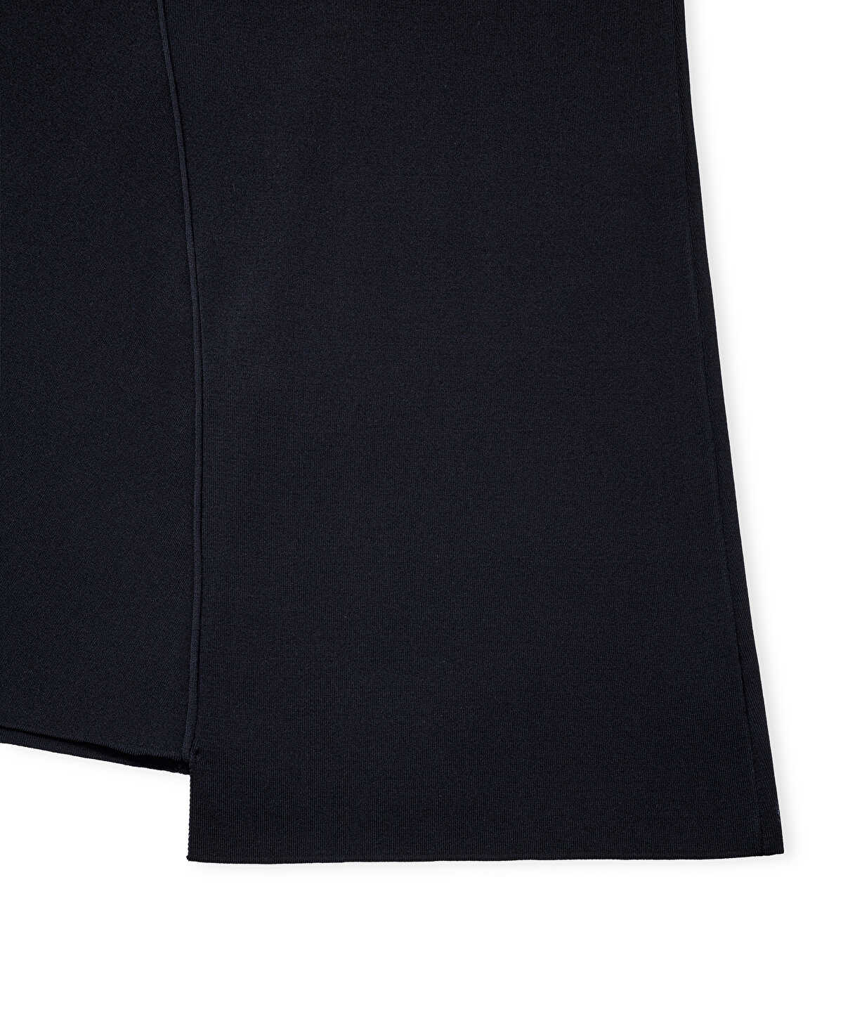 Diagonal-Seam Asymmetric Knit Skirt