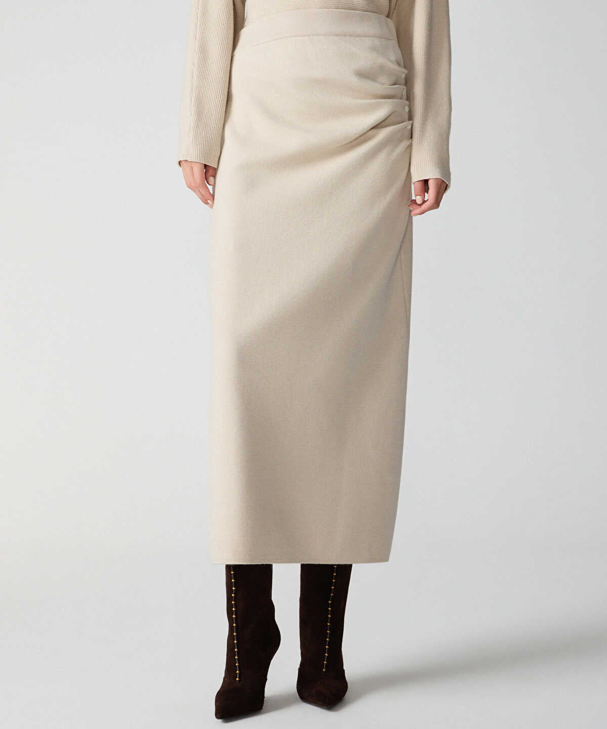 Ruched Waist Knit Skirt